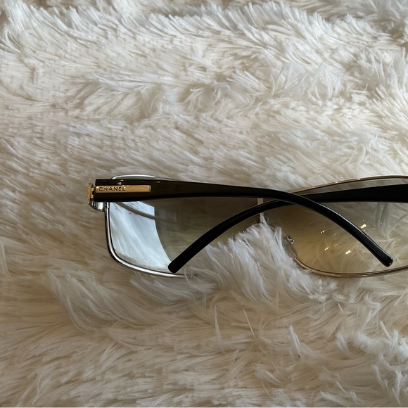 Chanel goggle sunglasses - Picture 4 of 6